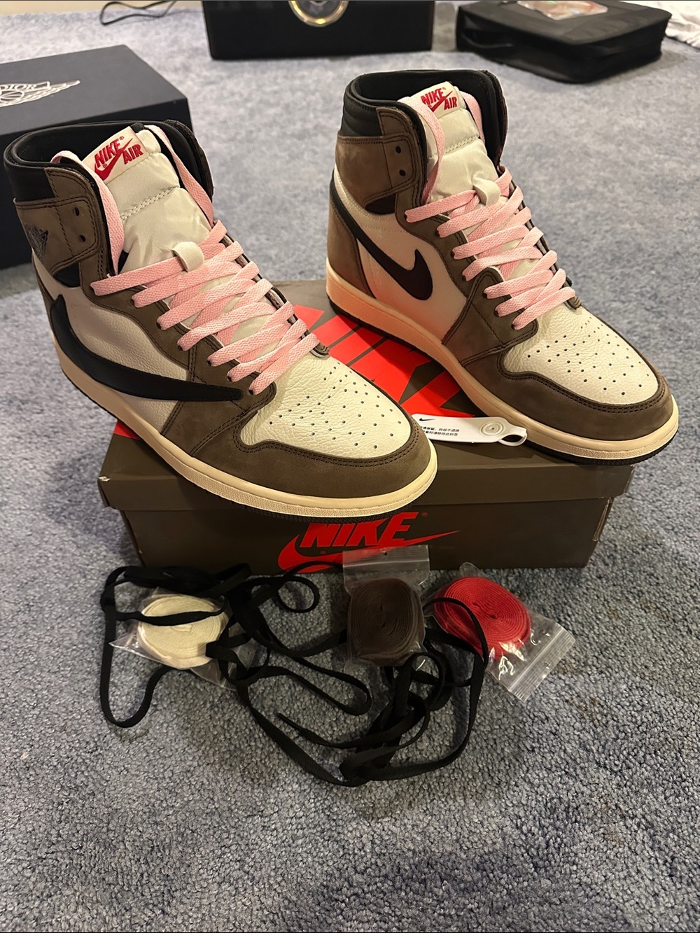 Worn 1x Authentic Jordan x Travis Scott 1 High “Mocha” Size 13 w/Box Extra Laces